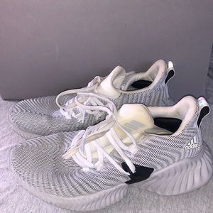 Adidas Alphaboost Instinct gym shoes
